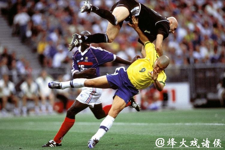 足球世界杯历史与精彩瞬间 足球世界杯历史与精彩瞬间
